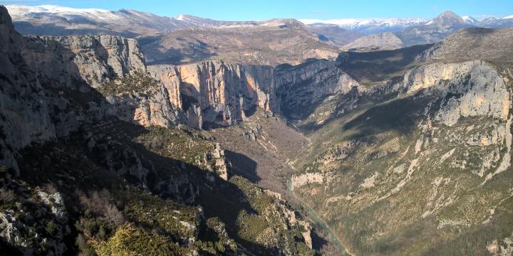 Les Alpes de Haute-Provence: une région de contraste  
