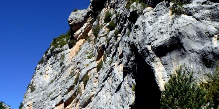 Grande voie dans les gorges du Verdon "Aïe Iter" le 20 mai 2016