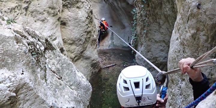 Parcours aventure du canyon sec de Main morte le 05 avril 2026